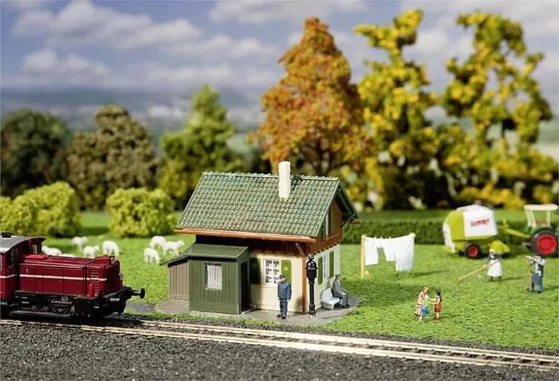 Faller 131502 1/87 Bekçi Evi Demonte Plastik Maketi