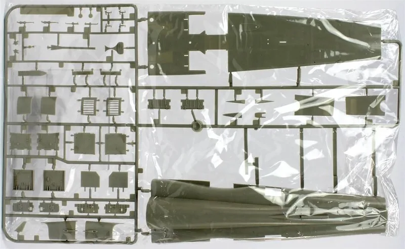 Kitty Hawk 32023 1/32 RF-5E (Tiger Eye) Savaş Uçağı ve Resin Figür Demonte Plastik Maketi