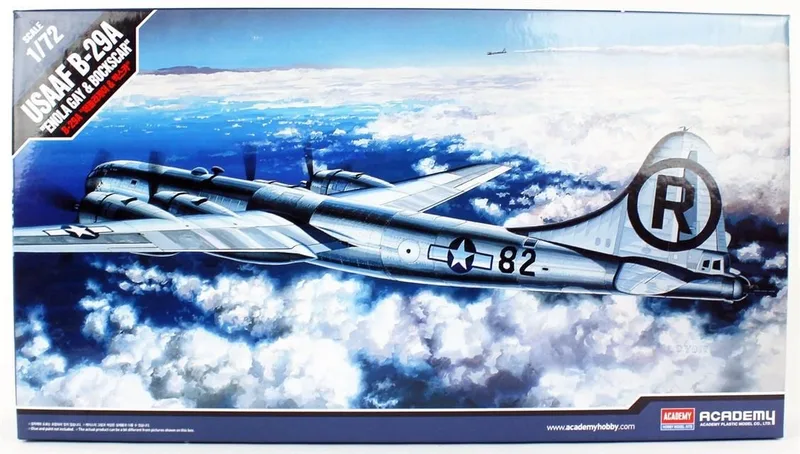 Academy 12528 1/72 USAAF B-29A (Enola Gay & Bockscar) Savaş Uçağı Demonte Plastik Maketi