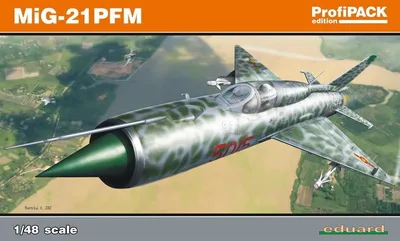 EDUARD 8237 1/48 MiG-21PFM Uçak Maketi