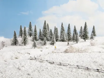 Noch 26928 Karlı Köknar Ağaçları, 10 Adet, 5-14 cm. Diorama Malzemesi