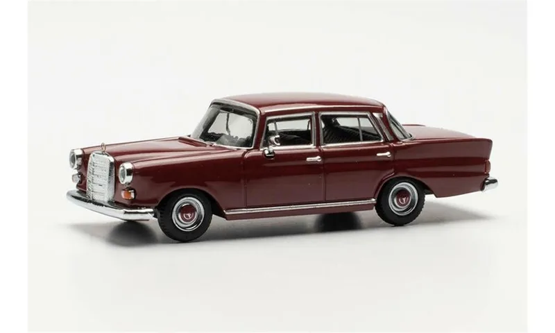 Herpa 420457-002 1/87 Ölçek MB 200 W110 Kırlangıç Kasa, Bordo, Sergilemeye Hazır Model Araç