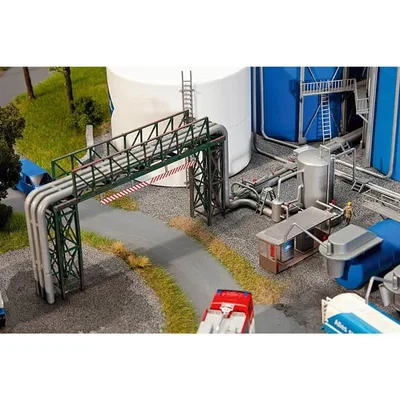 Faller 130487 1/87 Boru Hattı ve Dolum Tesisi Demonte Plastik Maketi