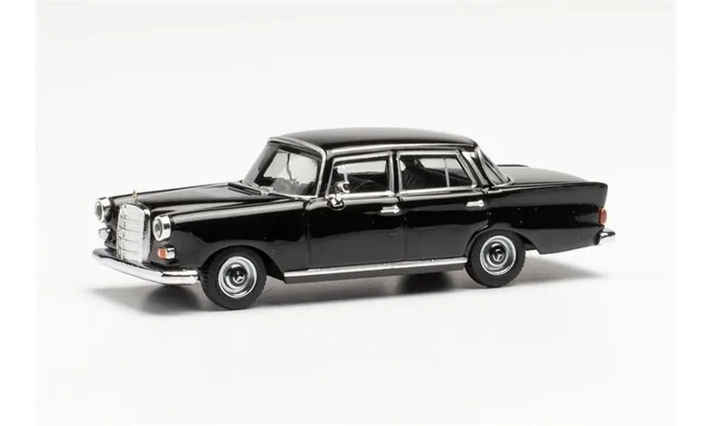 Herpa 420457 1/87 Ölçek MB 200 W110 Kırlangıç Kasa, Siyah, Sergilemeye Hazır Model Araç