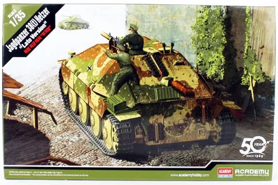 Academy 13230 1/35 HETZER Alman Tank Avcısı Jagdpanzer 38(t) Geç Dönem Tankı Demonte Plastik Maketi